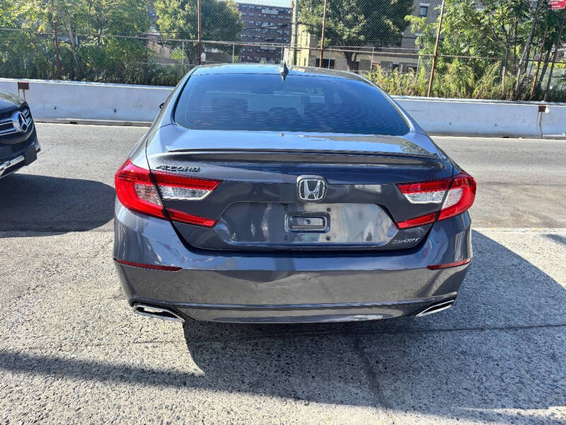 
								2020 Honda Accord Sport full									