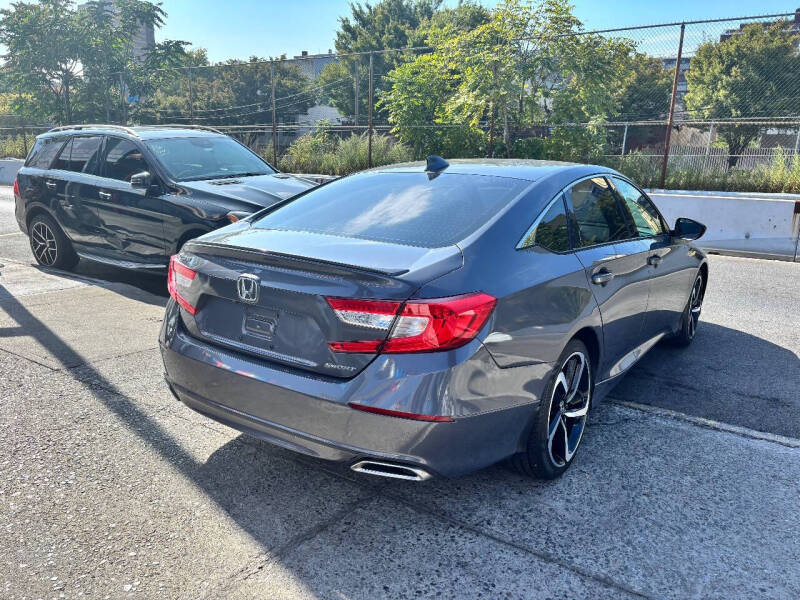 
								2020 Honda Accord Sport full									