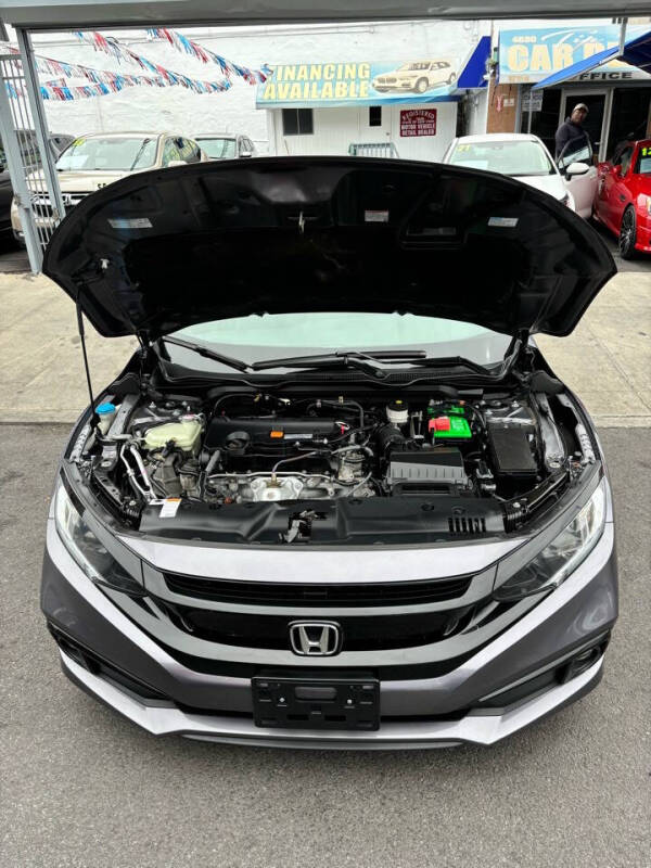 
								2020 Honda Civic Sport full									