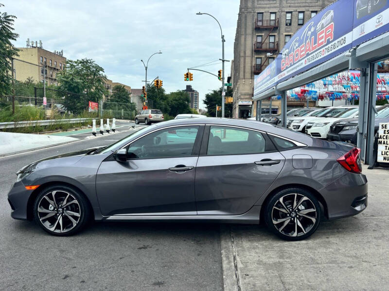 
								2020 Honda Civic Sport full									