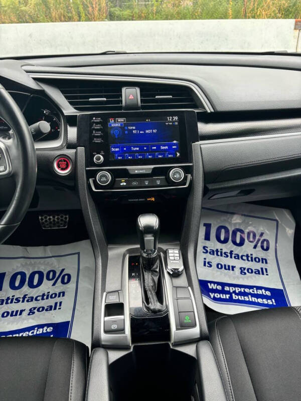 
								2020 Honda Civic Sport full									