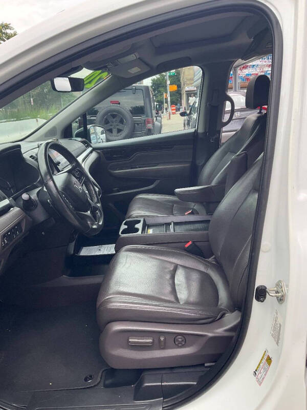 
								2020 Honda Odyssey Elite full									