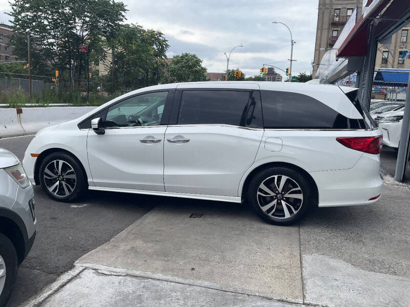 
								2020 Honda Odyssey Elite full									