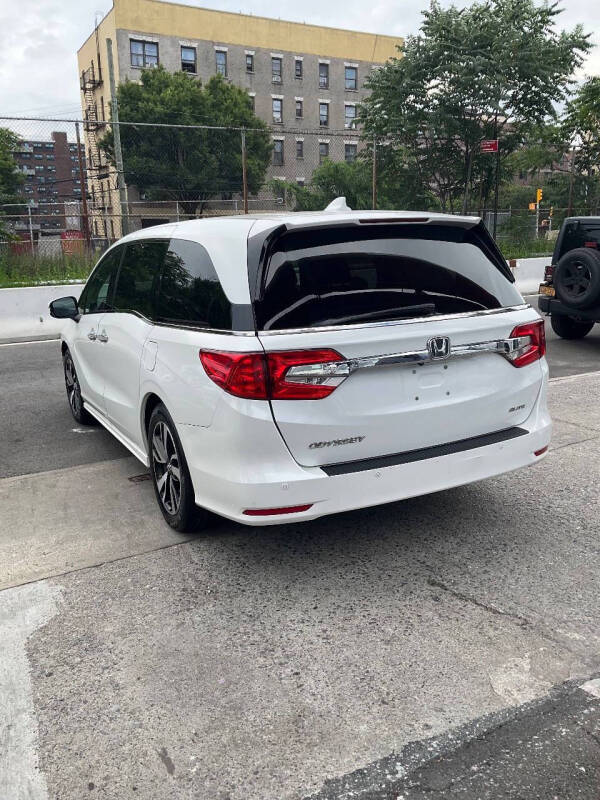 
								2020 Honda Odyssey Elite full									