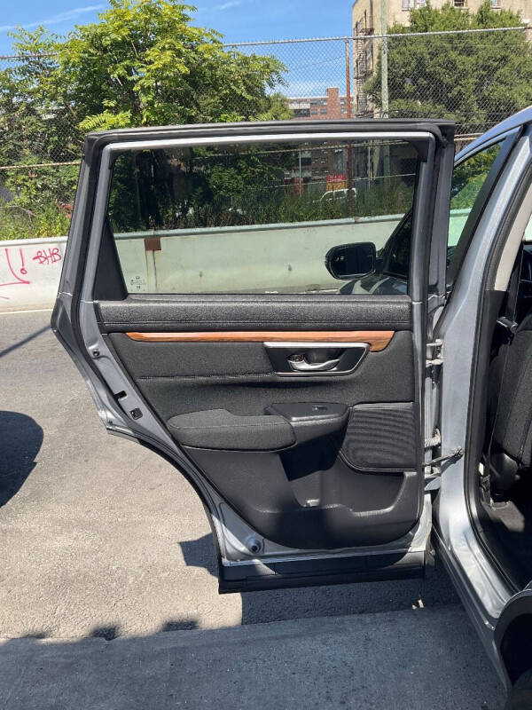 
								2022 Honda CR-V EX full									