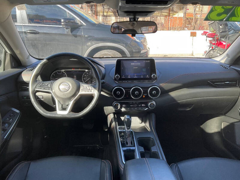 
								2023 Nissan Sentra SR full									