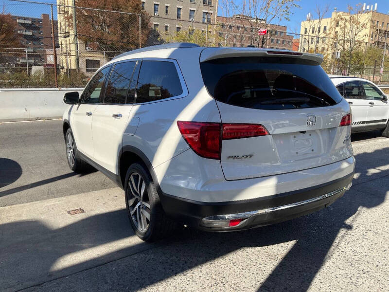 
								2017 Honda Pilot Elite AWD Elite 4dr SUV full									