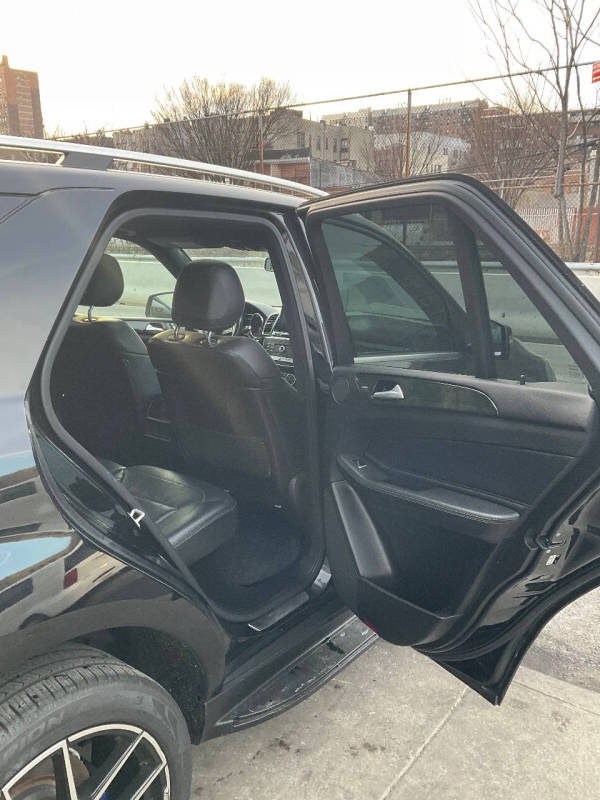 
								2018 Mercedes-Benz GLE GLE 350 GLE 350 4dr SUV full									