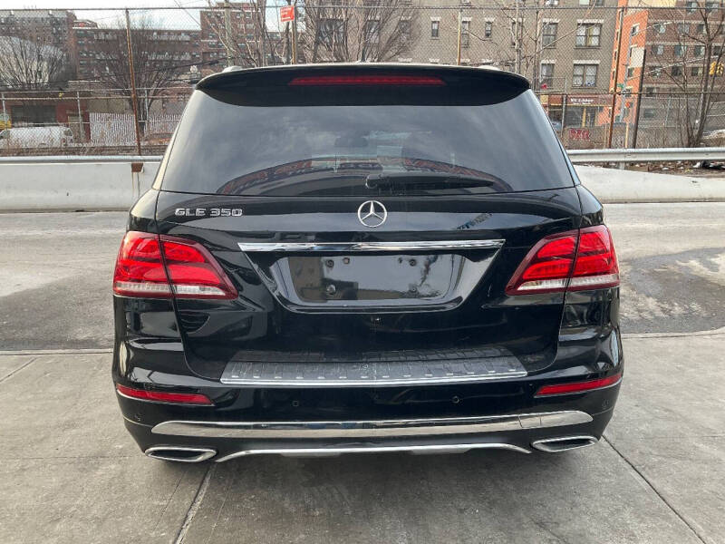 
								2018 Mercedes-Benz GLE GLE 350 GLE 350 4dr SUV full									