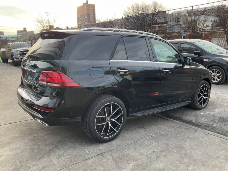 
								2018 Mercedes-Benz GLE GLE 350 GLE 350 4dr SUV full									