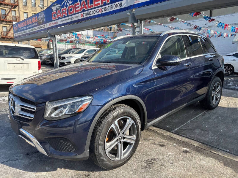 
								2019 Mercedes-Benz GLC GLC 300 4MATIC AWD GLC 300 4MATIC 4dr SUV full									
