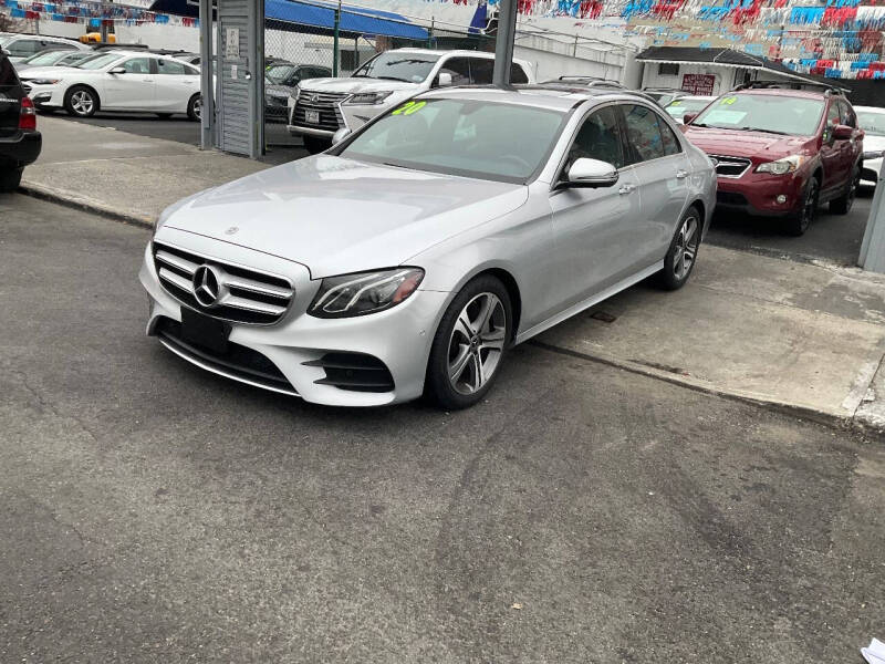 
								2020 Mercedes-Benz E-Class E 350 4MATIC full									