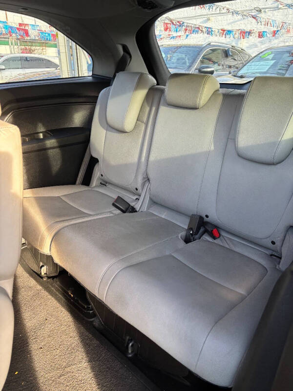 
								2021 Honda Odyssey EX-L EX-L 4dr Mini-Van full									