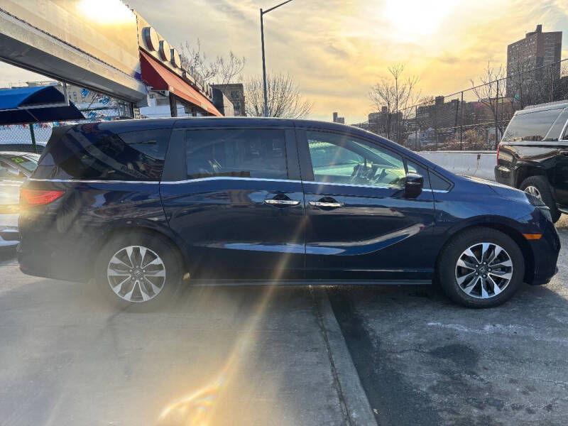 
								2021 Honda Odyssey EX-L EX-L 4dr Mini-Van full									